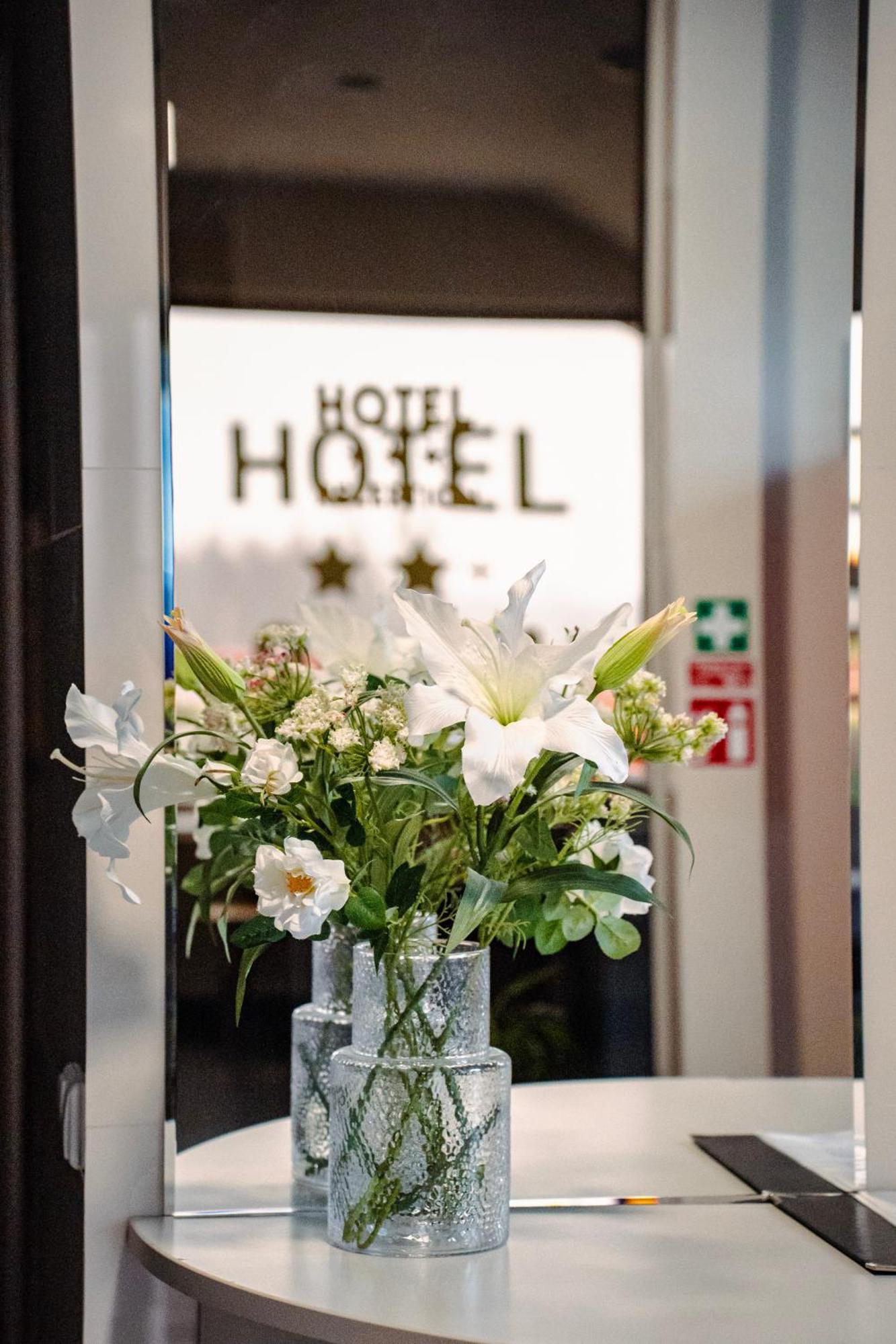 Hotel Pas Katina Panevėžys Dış mekan fotoğraf